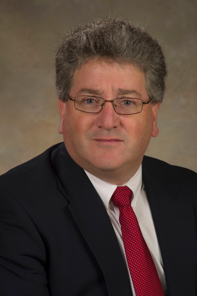 Fairfax, Va., Native David Iosco Named Deputy Director of Office of Procurement at NASA’s Marshall Space Flight Center