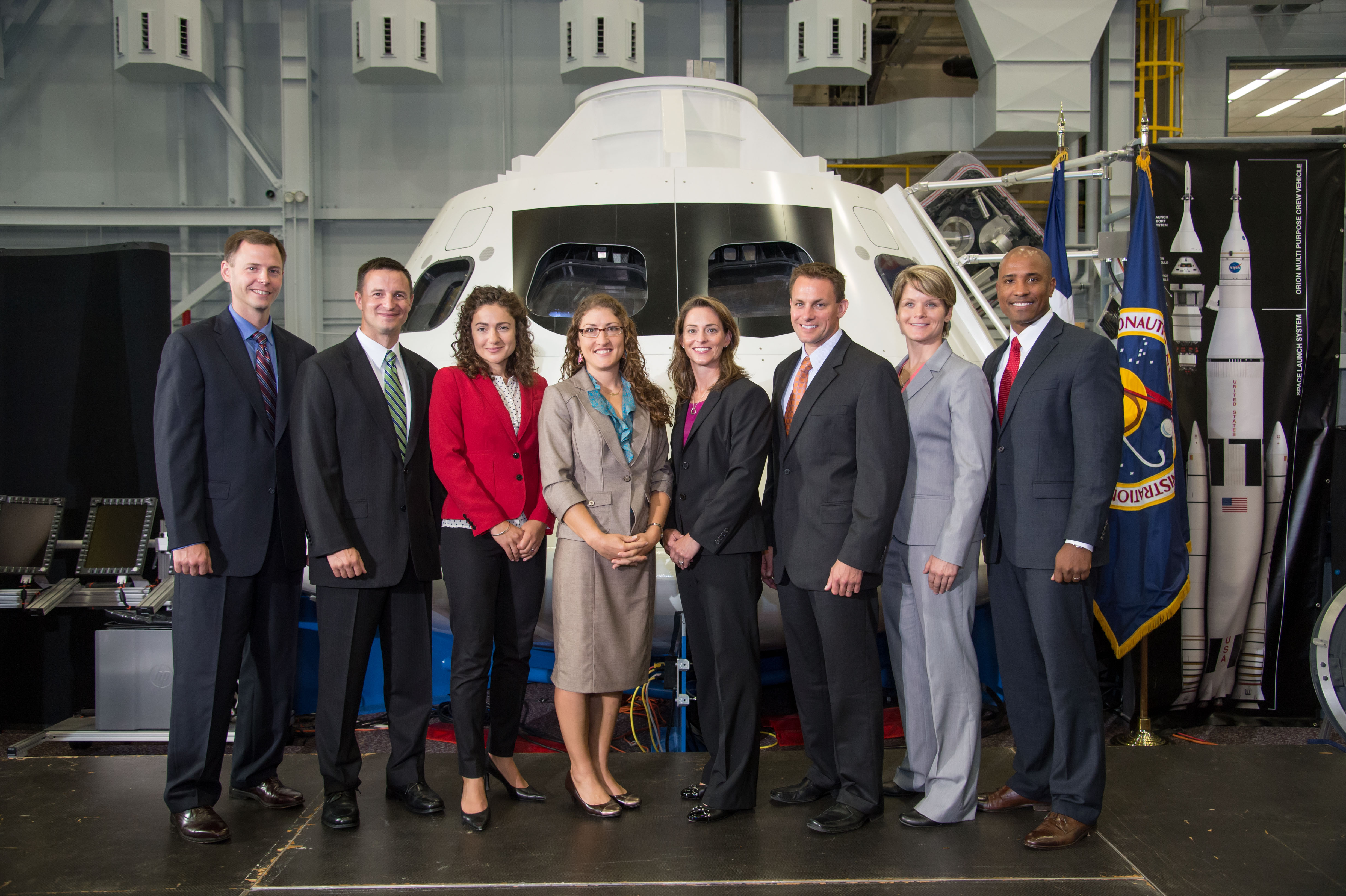 NASA’s 2013 Astronaut Candidates Promote STEM Education at Smithsonian Event
