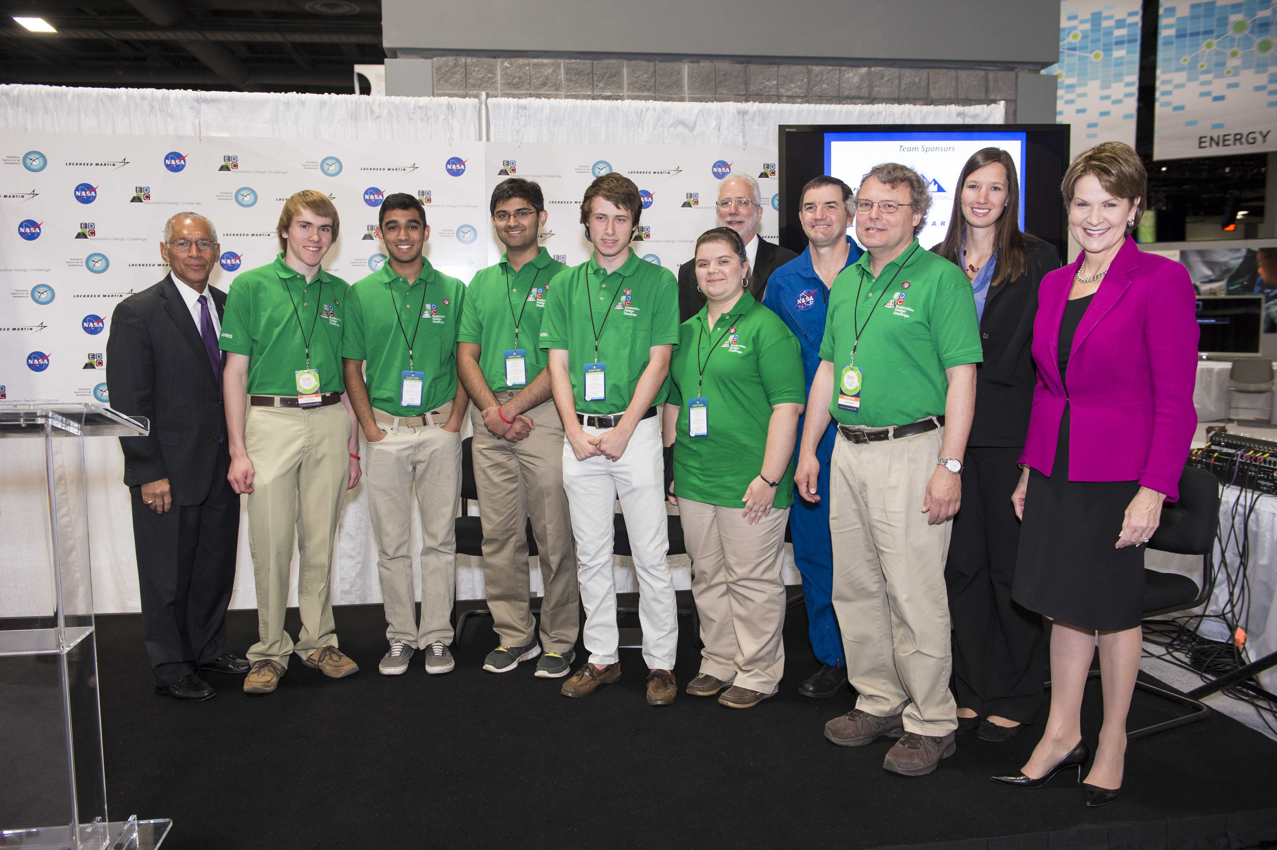 High School Students Create Winning Design for NASA’s First Flight of Orion