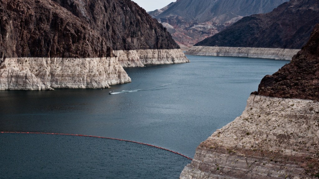 Satellite Study Reveals Parched U.S. West Using Up Underground Water