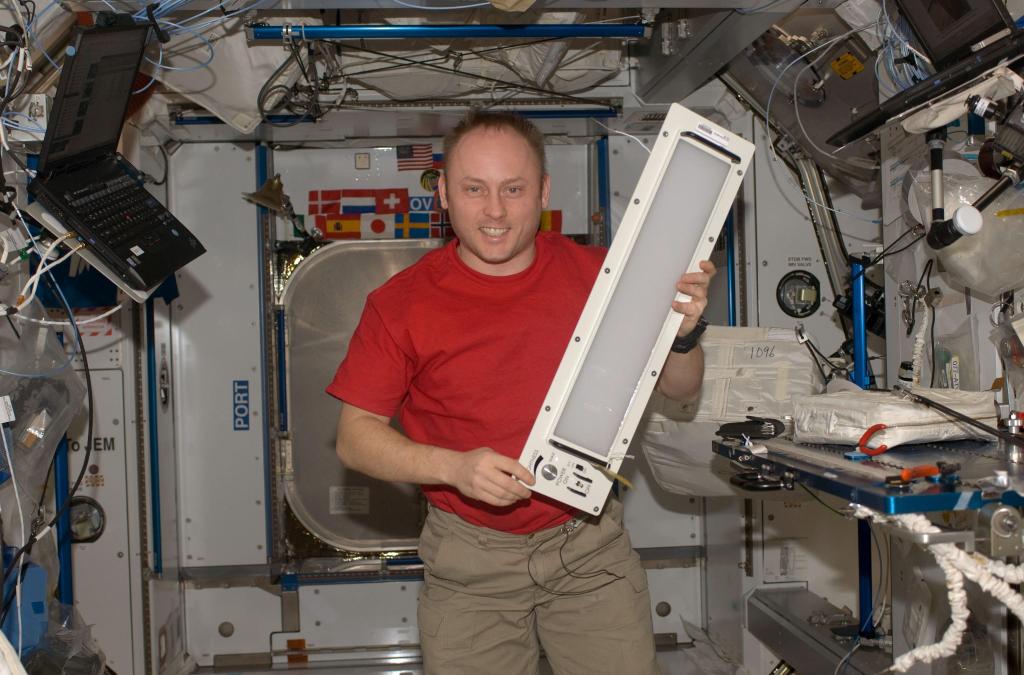 NASA Selects Three Proposals to Support Behavioral Health and Performance on Deep Space Missions