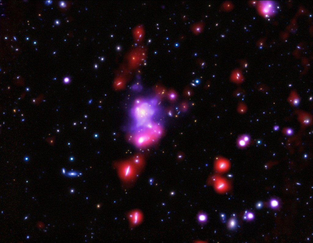 Galaxy cluster XDCP J0044.0-2033.