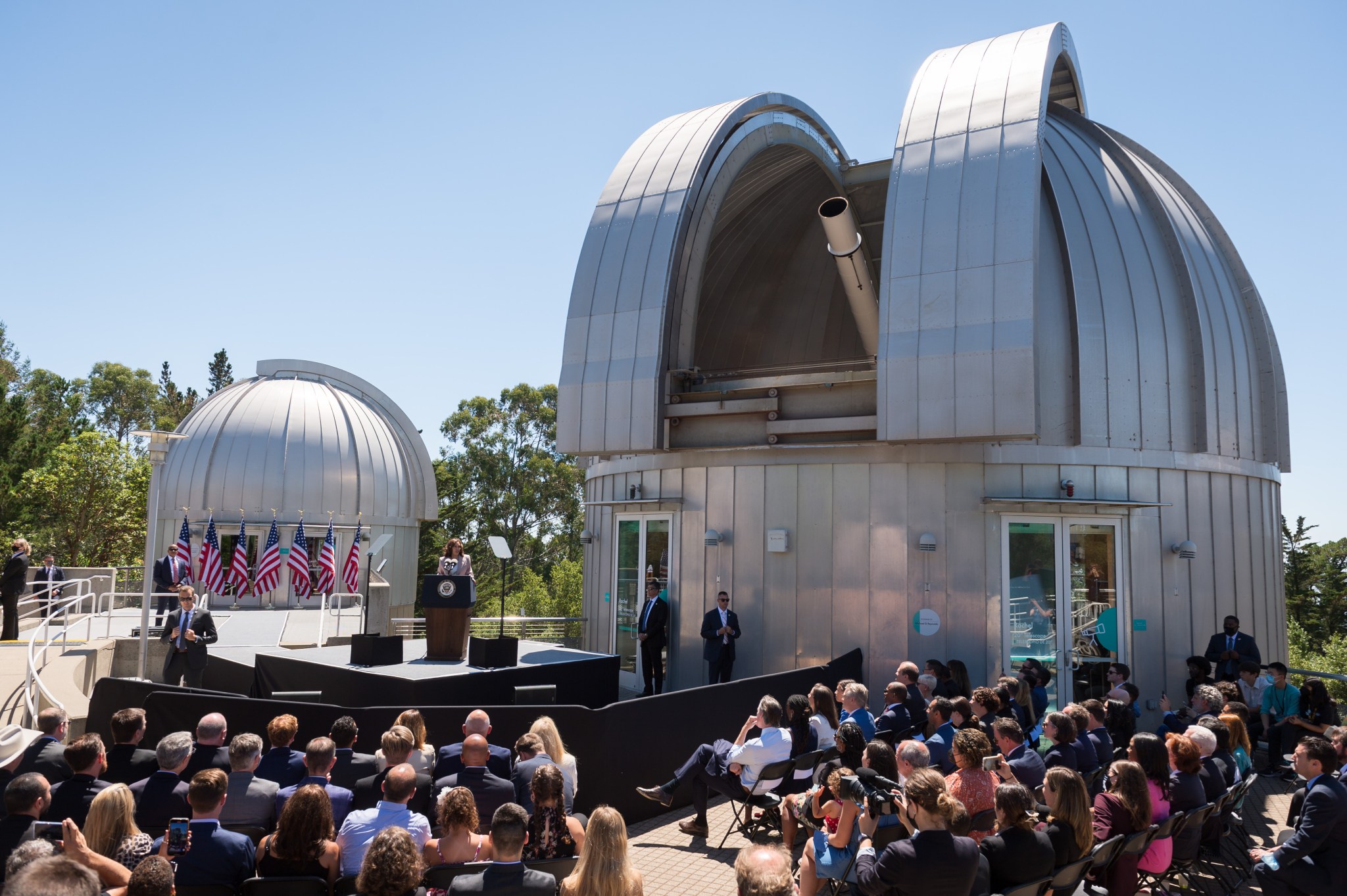 Vice PRESIDENT Kamala Harris speaks at Chabot Space and Science Center in Oakland, California, during a meeting of the National Space Council. Representatives from NASA, nine aerospace companies, and guests were in attendance. Chabot is home to the NASA Experience, a hands-on exhibit and the official visitor center for NASA’s Ames Research Center in California’s Silicon Valley.