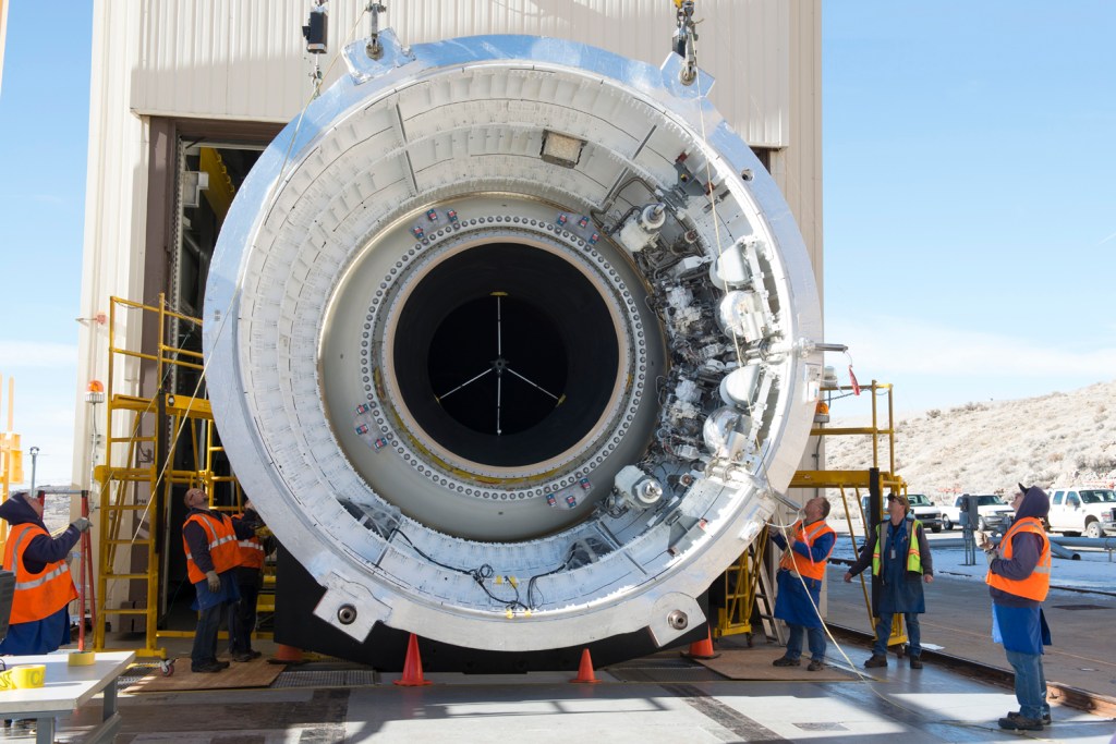 NASA Television to Air Major SLS Booster Test Firing Events, Media Invited