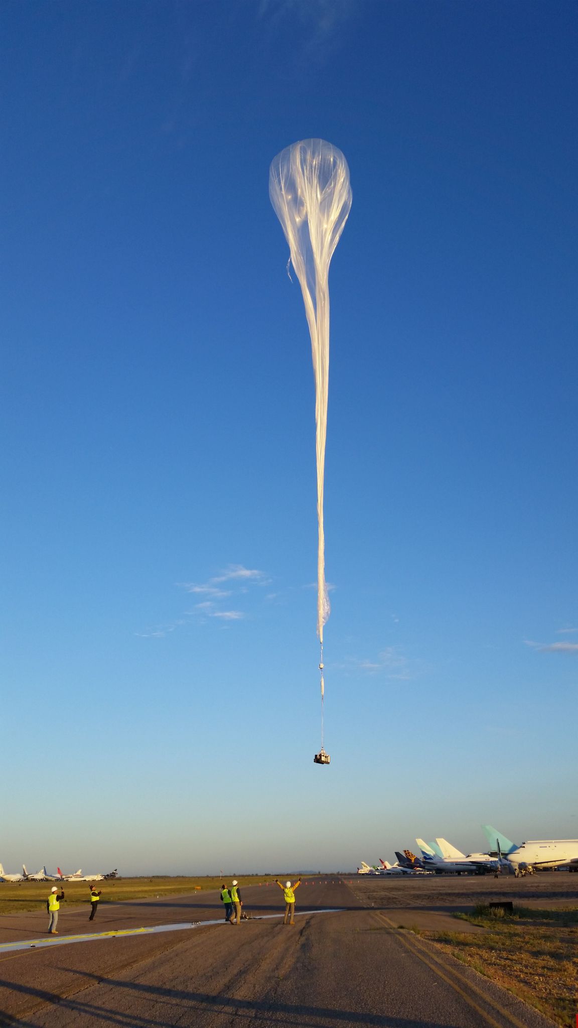 World View launches balloon providing experiments with a flight to the edge of space.