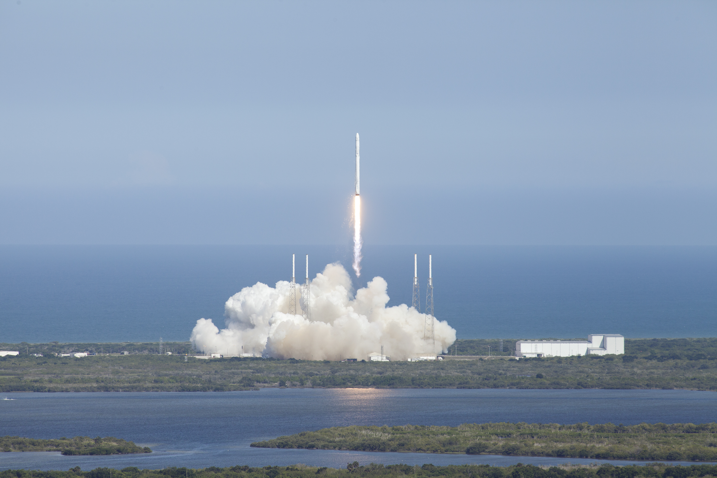 Research for One-Year Space Station Mission Among NASA Cargo Launched Aboard SpaceX Resupply Flight