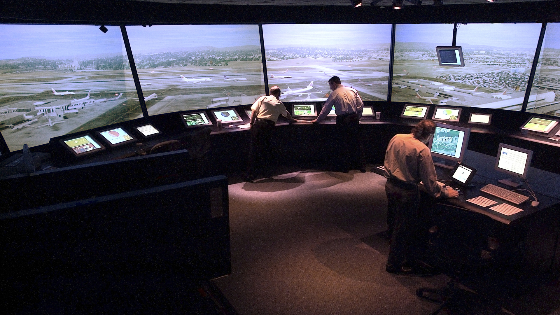 Artist concept of a NASA Future Flight Central (Air Traffic Control/Air Traffic Management) facility.