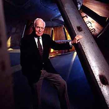 Dick Whitcomb in 2002 at NASA Langley Research Center. 