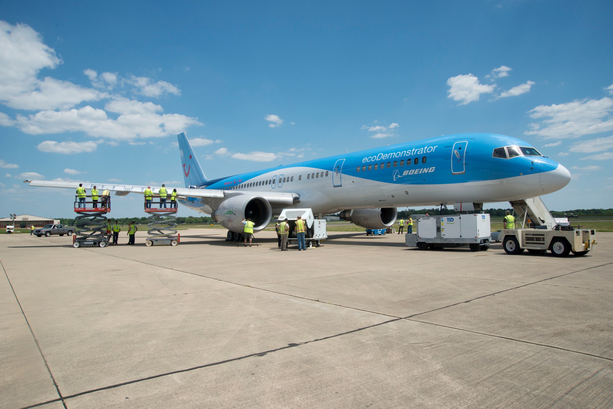 NASA researchers and the Boeing ecoDemonstrator are testing non-stick bug coatings for wings.