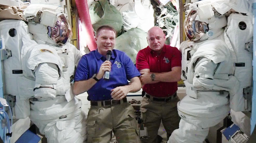 Astronaut Terry Virts and Scott Kelly