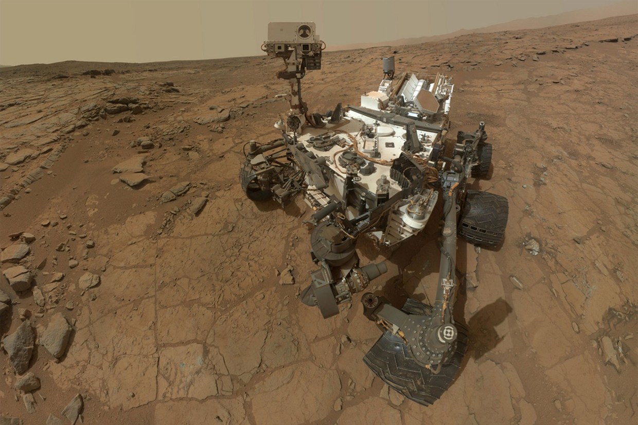 Curiosity rover on Mars