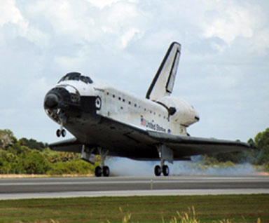 Picture of a space shuttle landing
