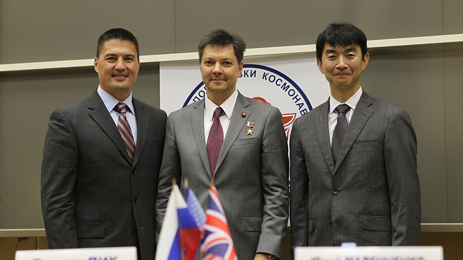 Expedition 44/45 Crew Members