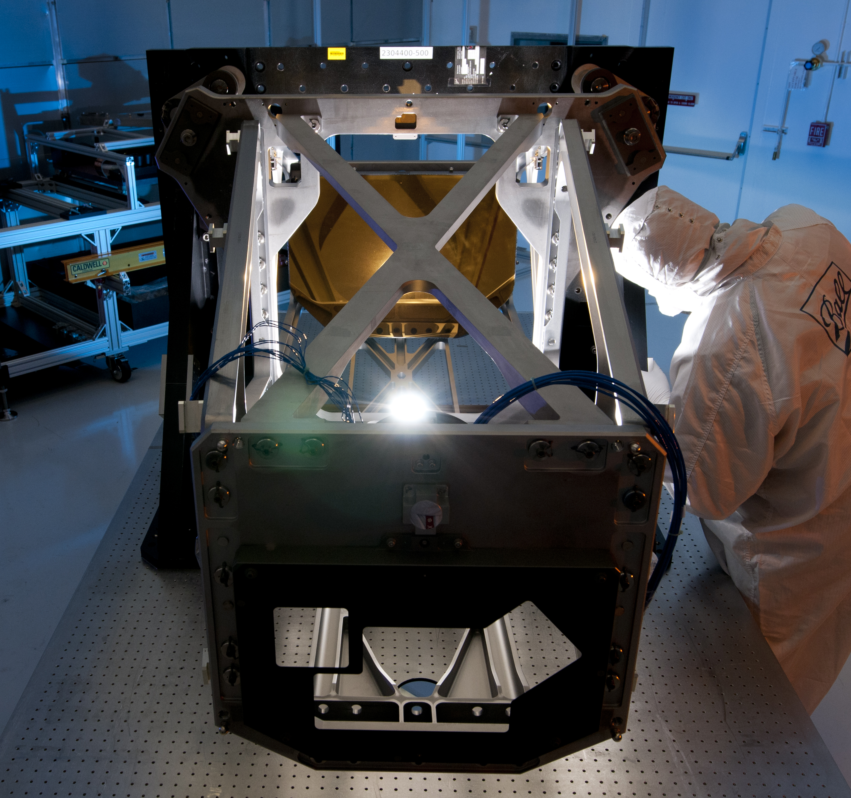 NASA Invites Children, Families to Learn about Light, Optics in Sunday Experiment