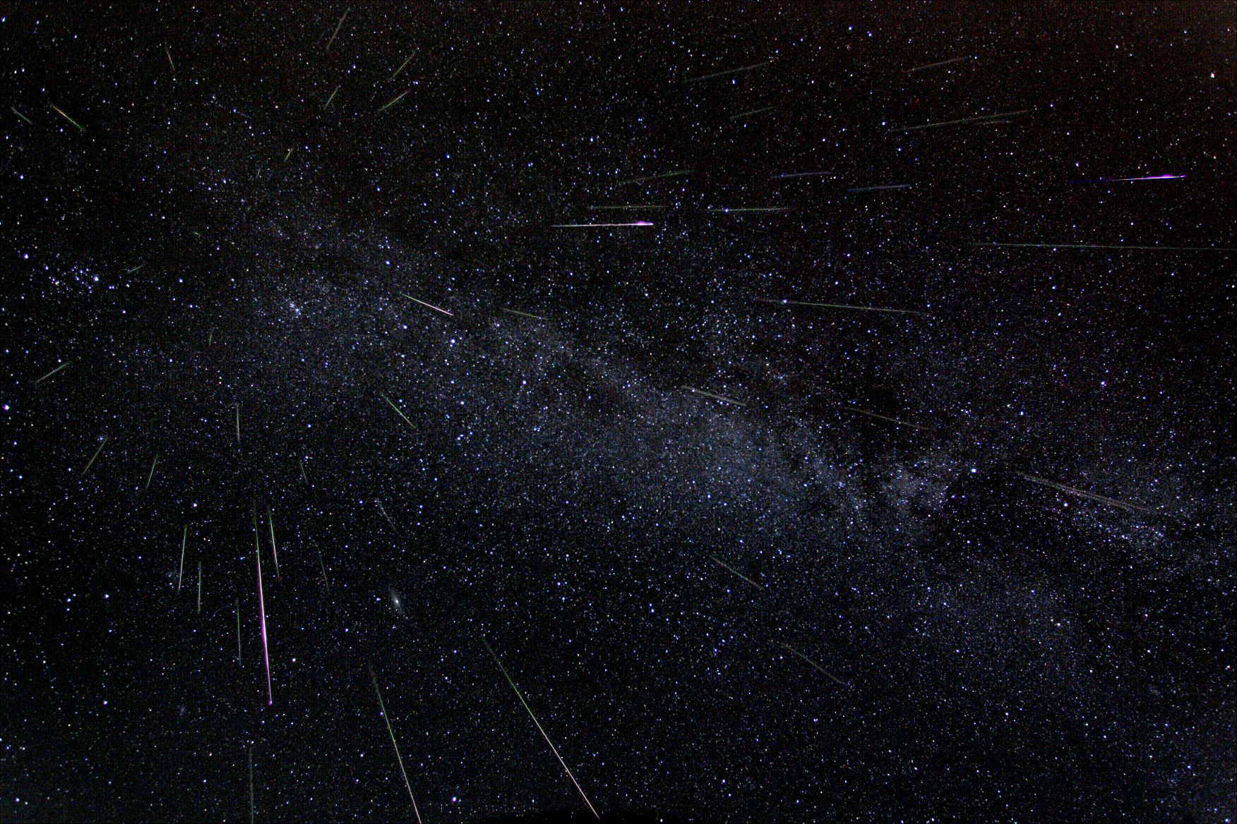 Perseids meteor shower in 2004
