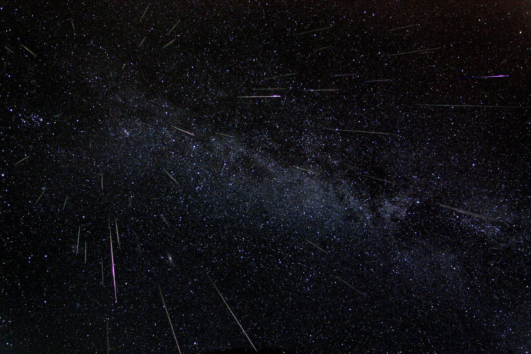 Perseids meteor shower in 2004