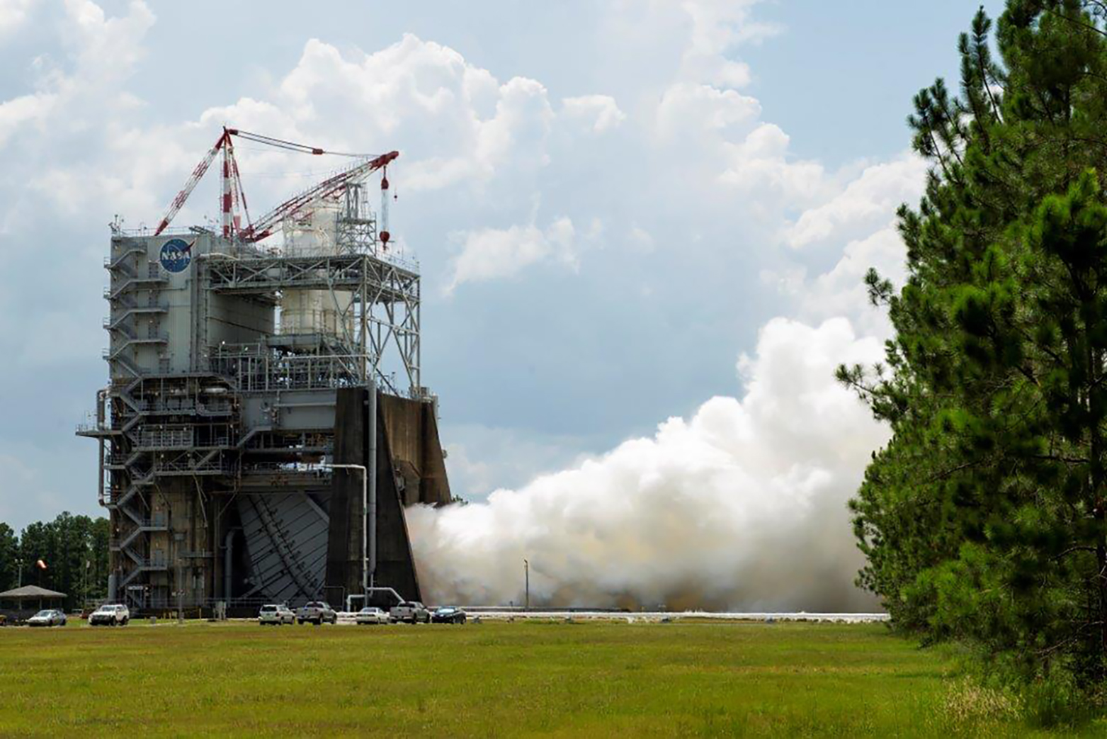 RS-25 test on July 17, 2015