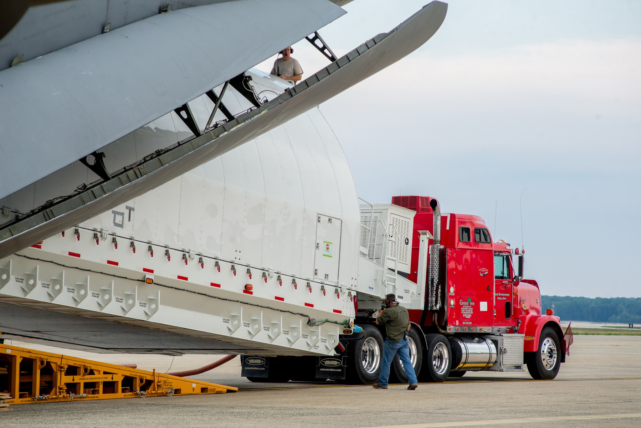 Backplane canister unloaded from an aircraft