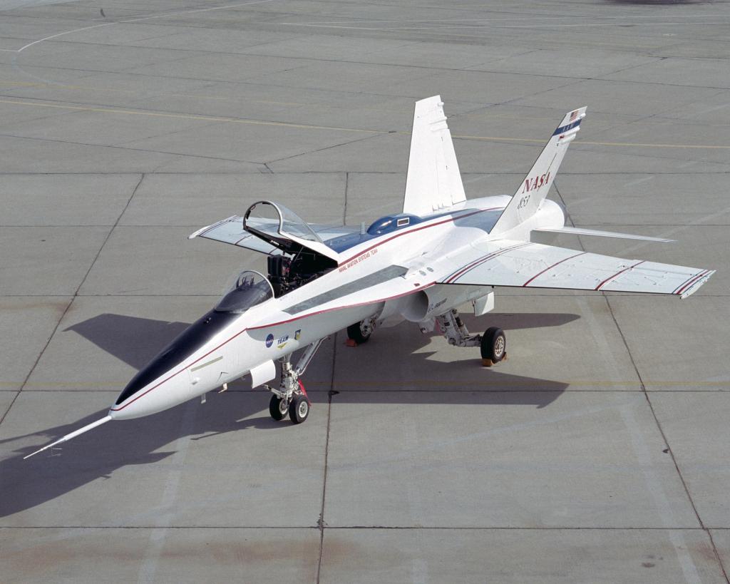 News Room: FINAL GROUND TESTS PREFACE FIRST ACTIVE AEROELASTIC WING FLIGHTS