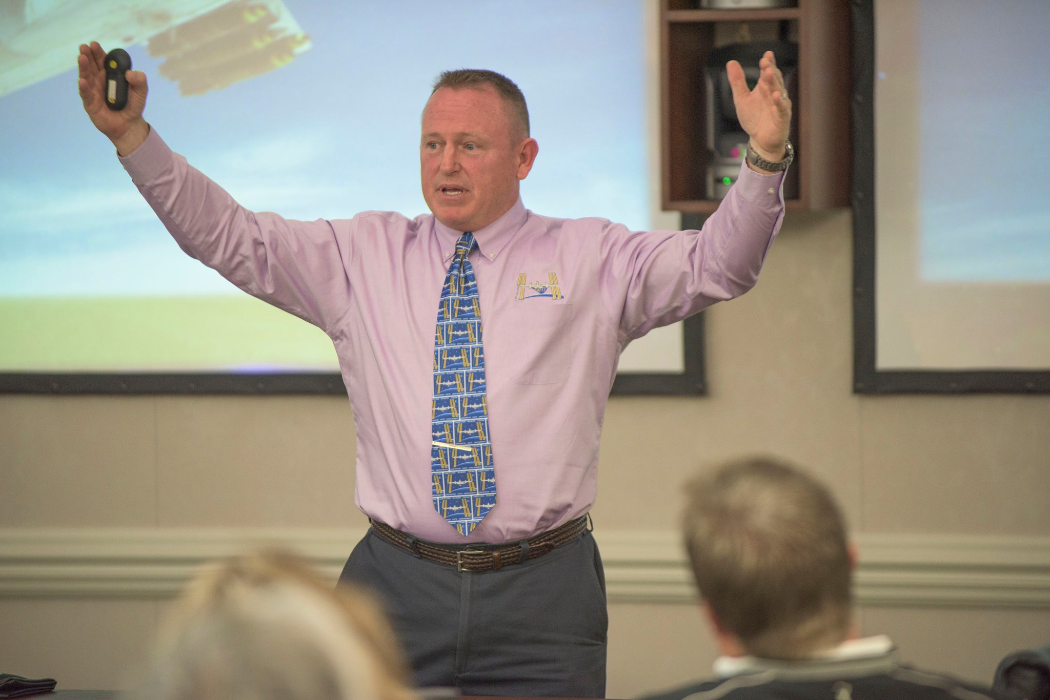 NASA astronaut Butch Wilmore speaks to NASA Marshall Space Flight Center team members during his Nov. 16 Marshall visit.