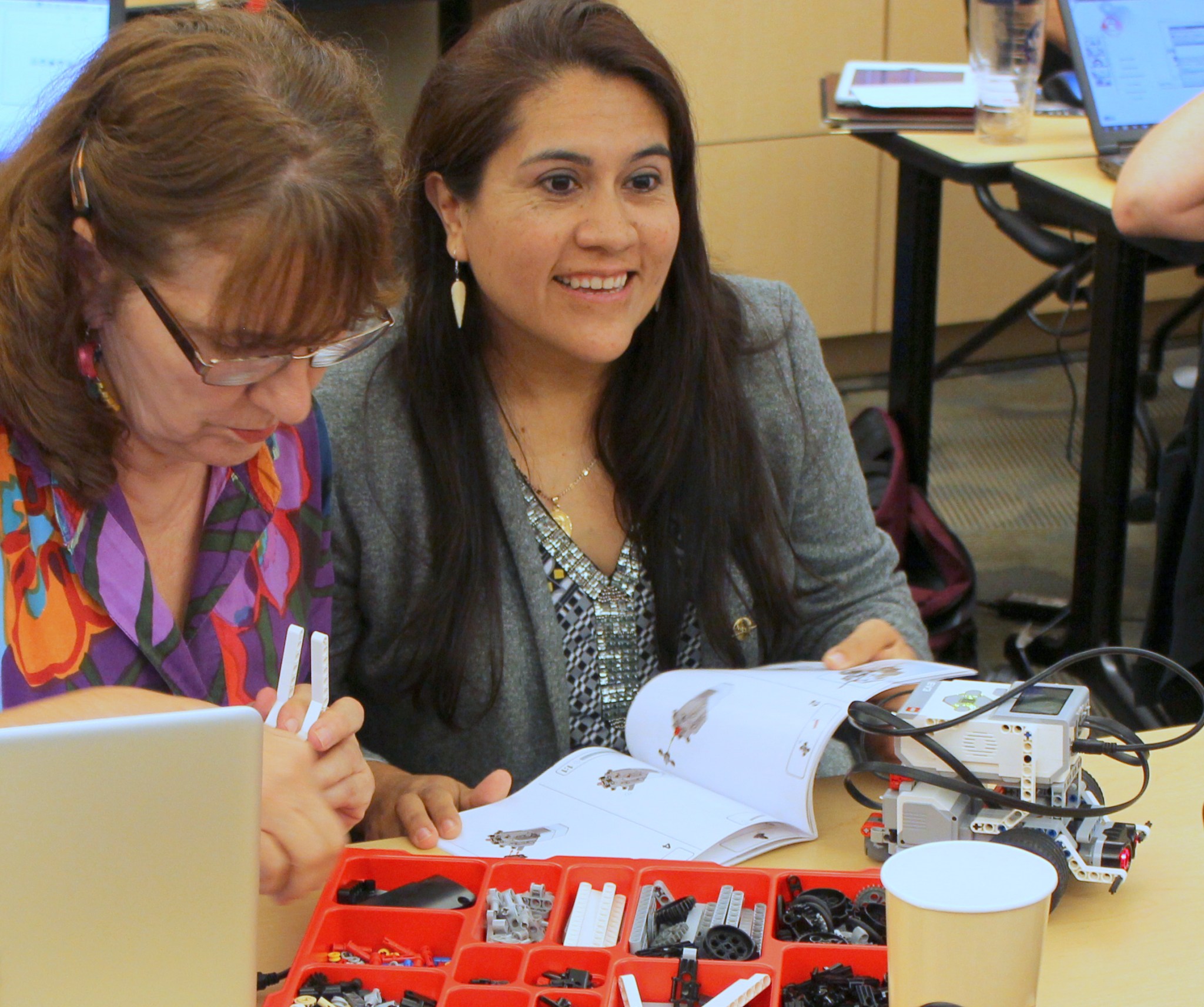 Dr. Araceli Ortiz, right, principal investigator for the NASA Educator Professional Development Collaborative