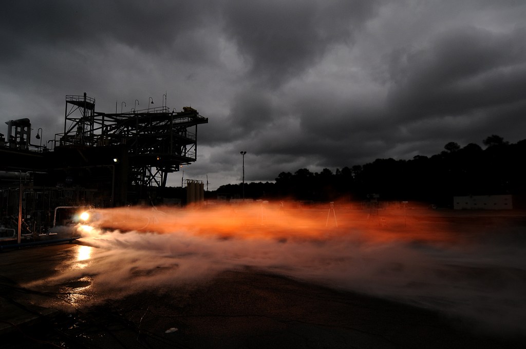 
			Piece by Piece: NASA Team Moves Closer to Building a 3-D Printed Rocket Engine			