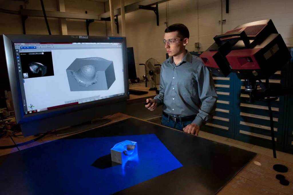Our 3D imaging equipment provides extremely accurate, high resolution digitized information of object surfaces.