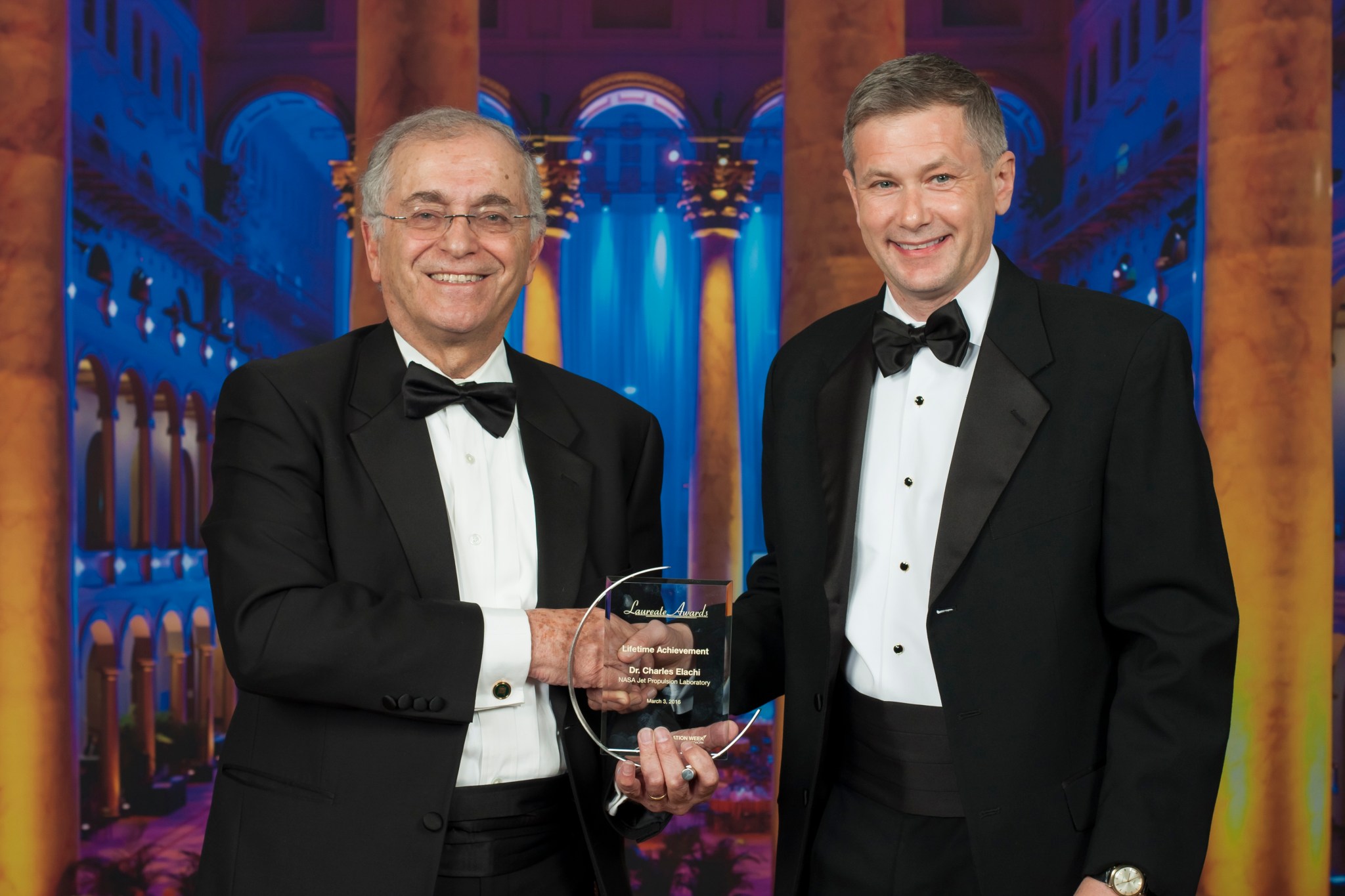 (l to r) Dr. Charles Elachi and Joe Anselmo with the Laureate award.