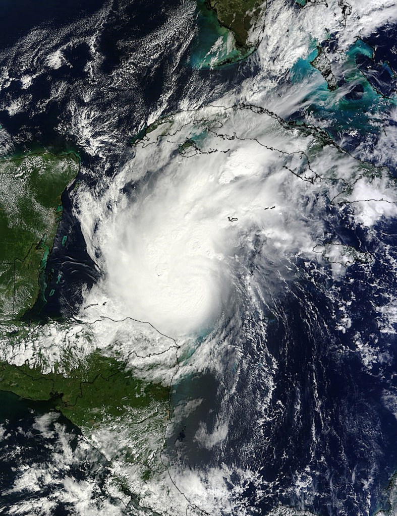 NASA’S NEEMO Mission Ending Early Due To Hurricane Rina