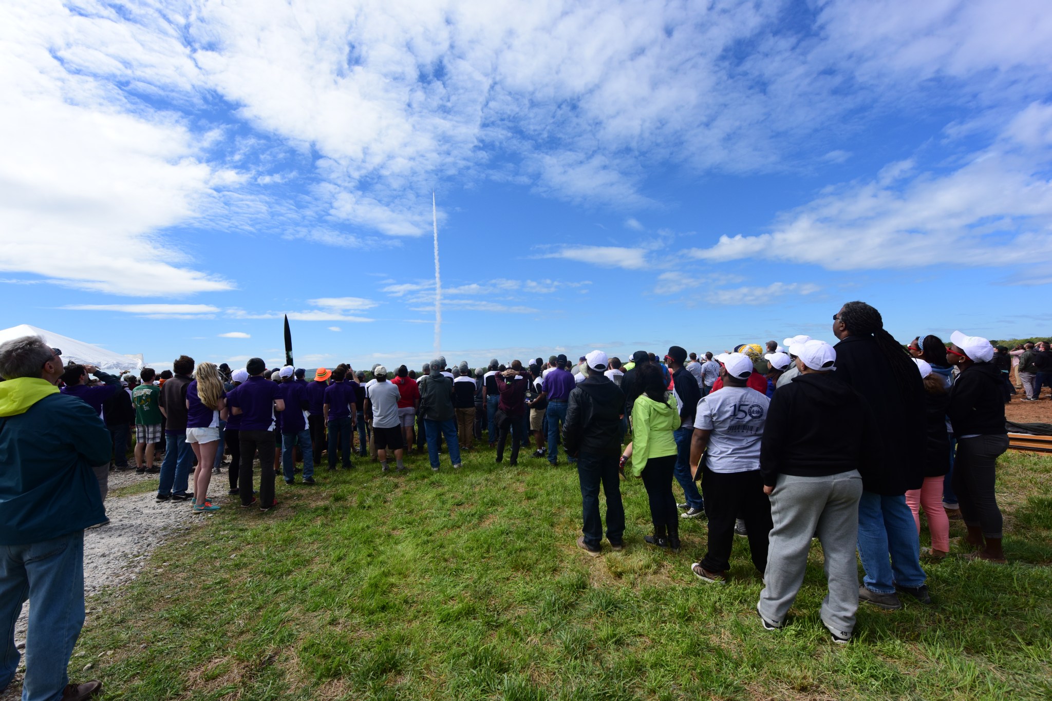 More than 800 people gather to watch student-built rockets launch during the 2016 NASA Student Launch event. 