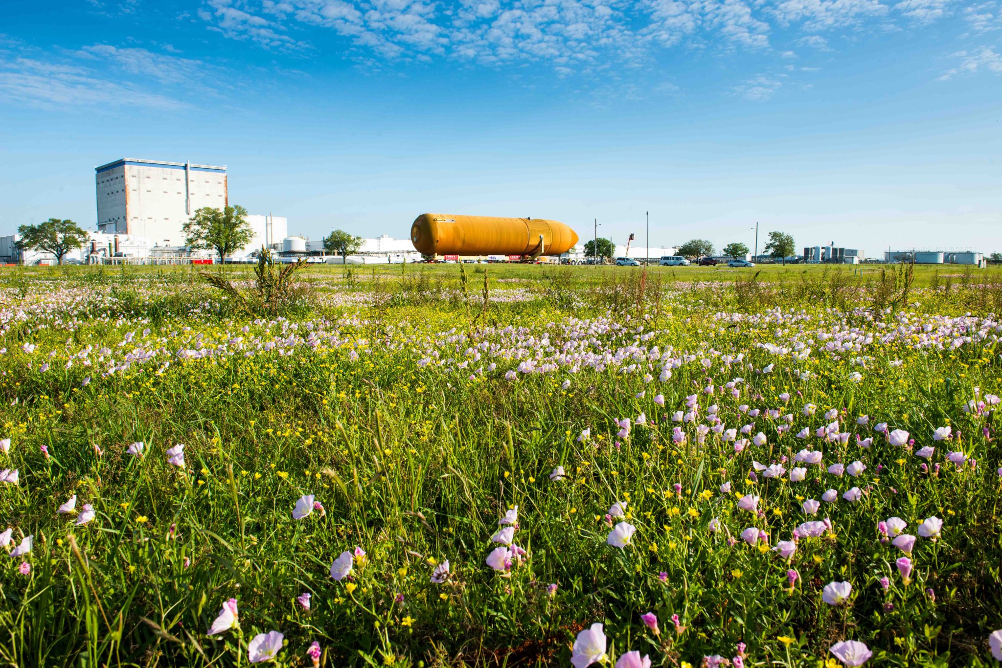 External Tank Departs for the California Science Center