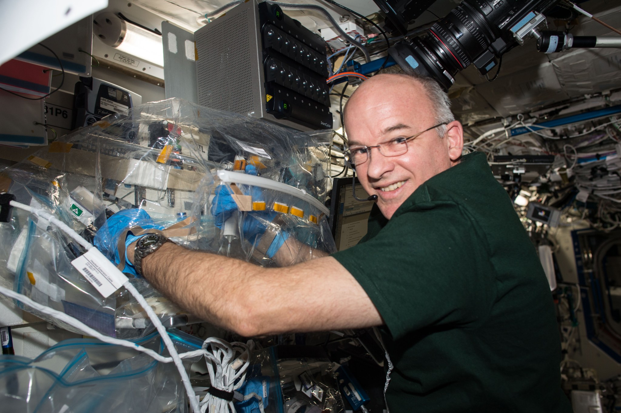 NASA astronaut and Expedition 47 Flight Engineer Jeff Williams 