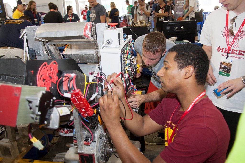 NASA Invites Media to Robotics Mining Competition at KSC Visitor Complex