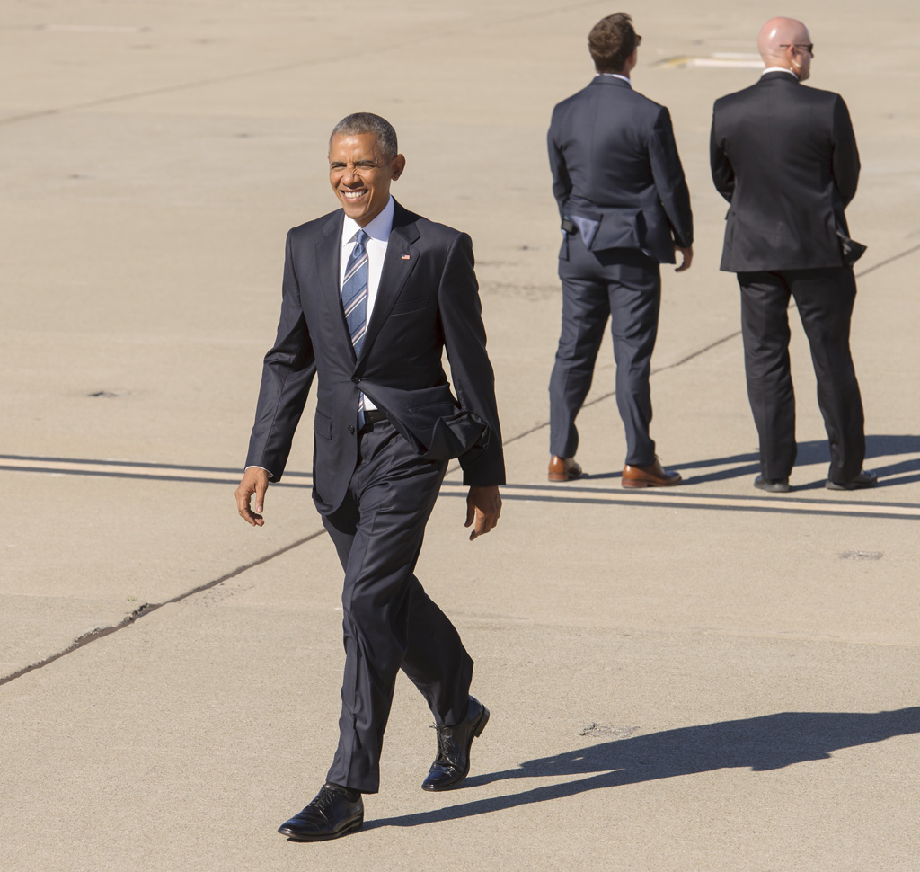 President Obama arrives at Ames