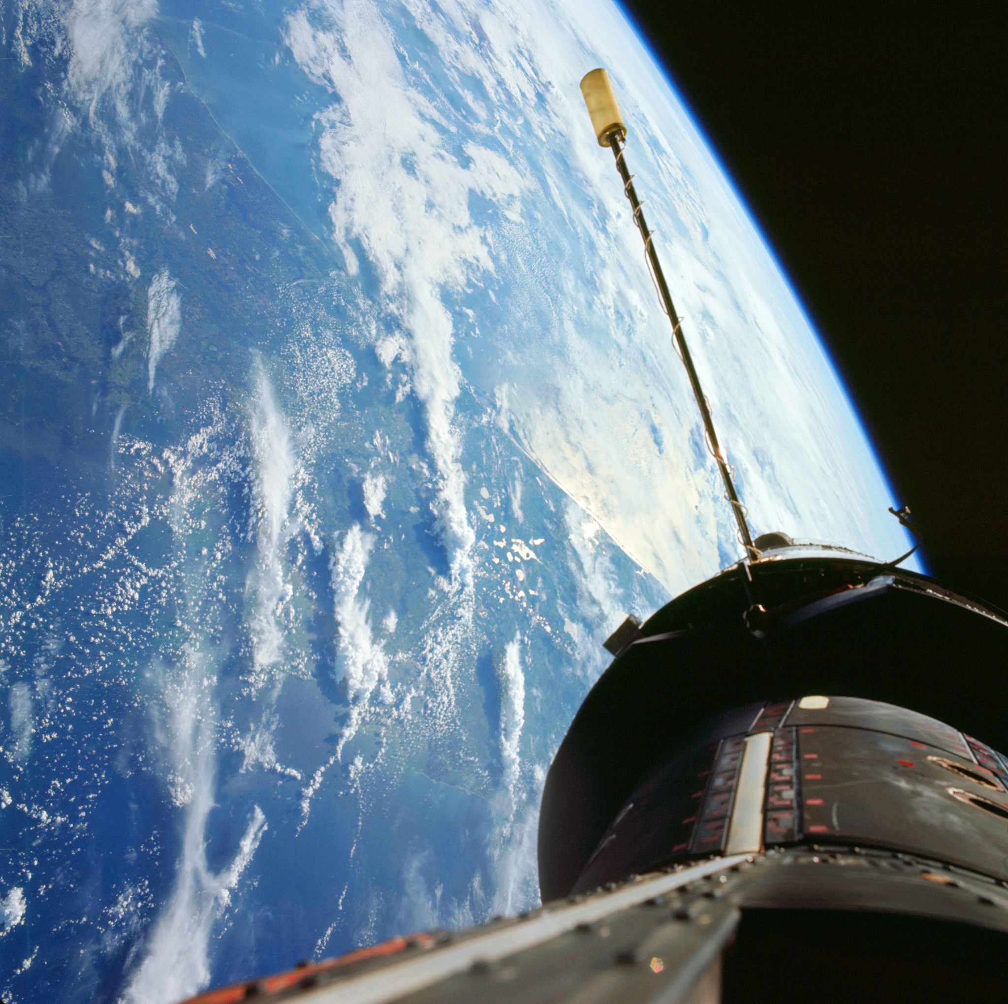 Gemini XI docked with its Agena