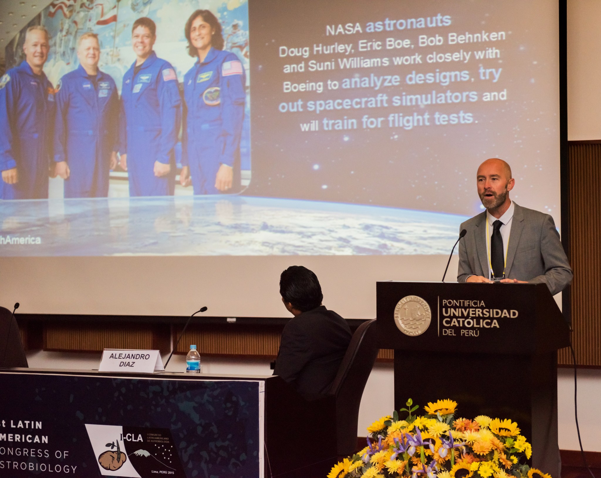 Jeffrey Thon speaking to the South American Space Generation Workshop