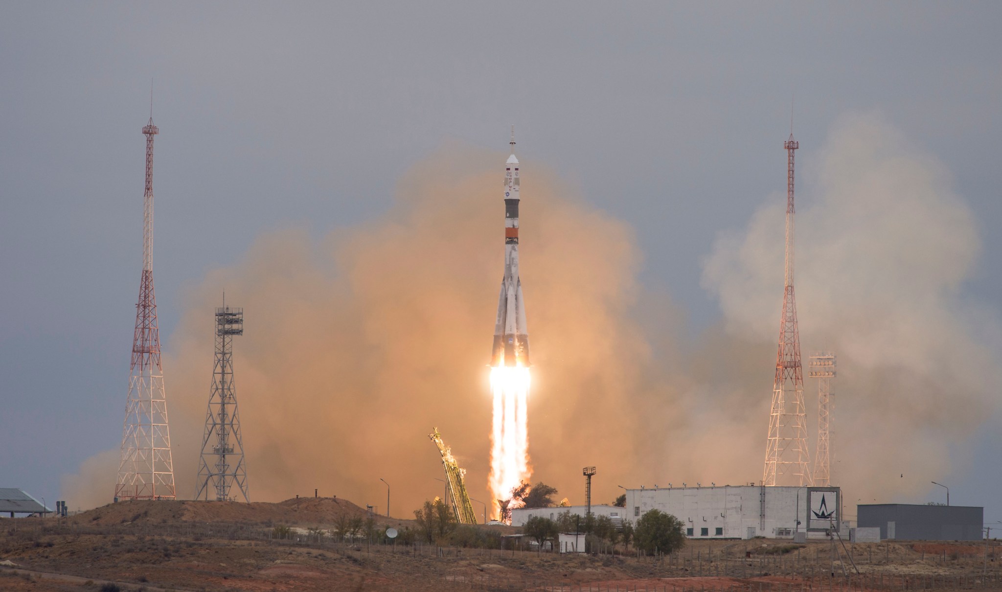 Launch of Expedition 49 crew to ISS on Oct. 19, 2016.