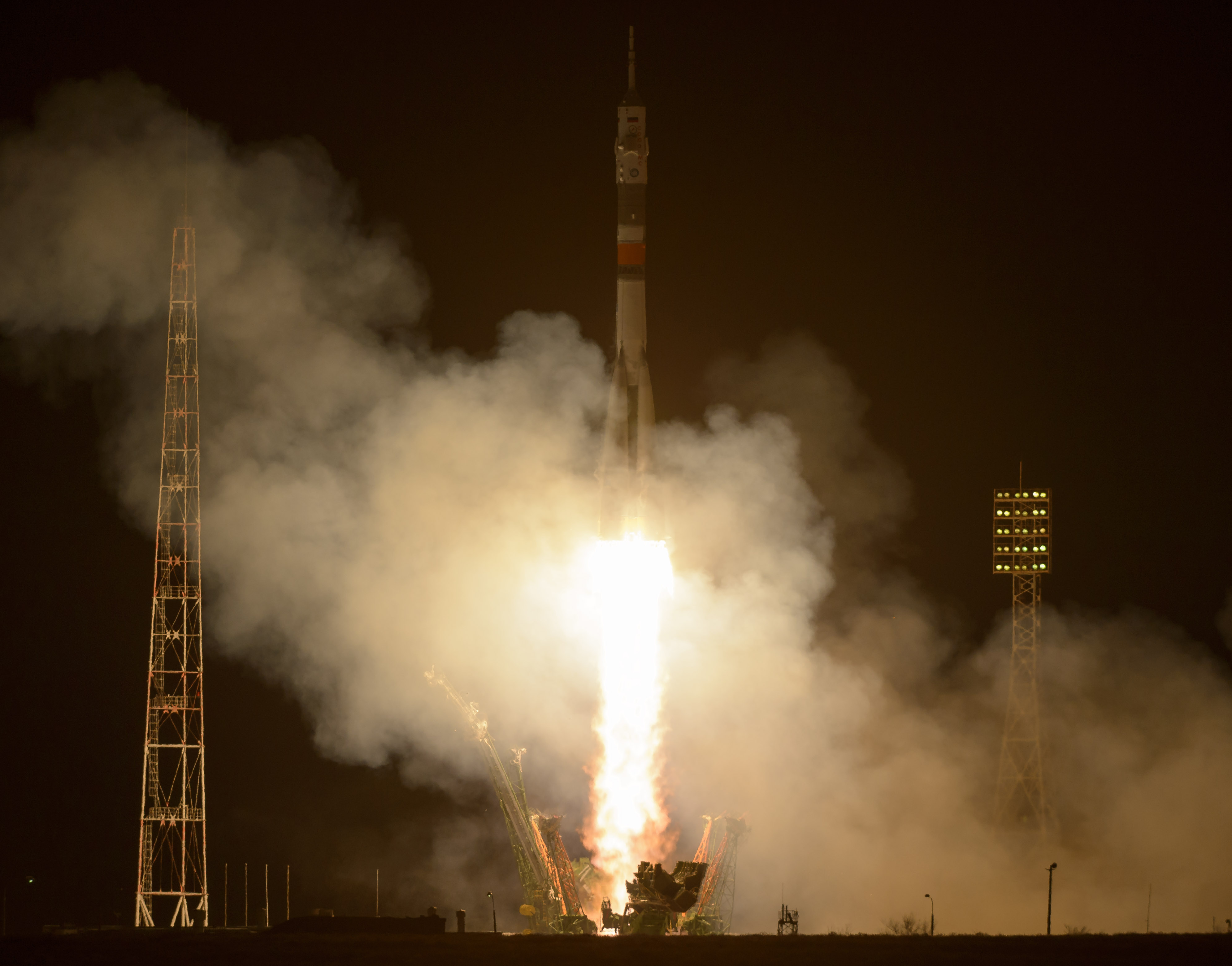 Expedition 50-51 launch Nov. 17, 2016 