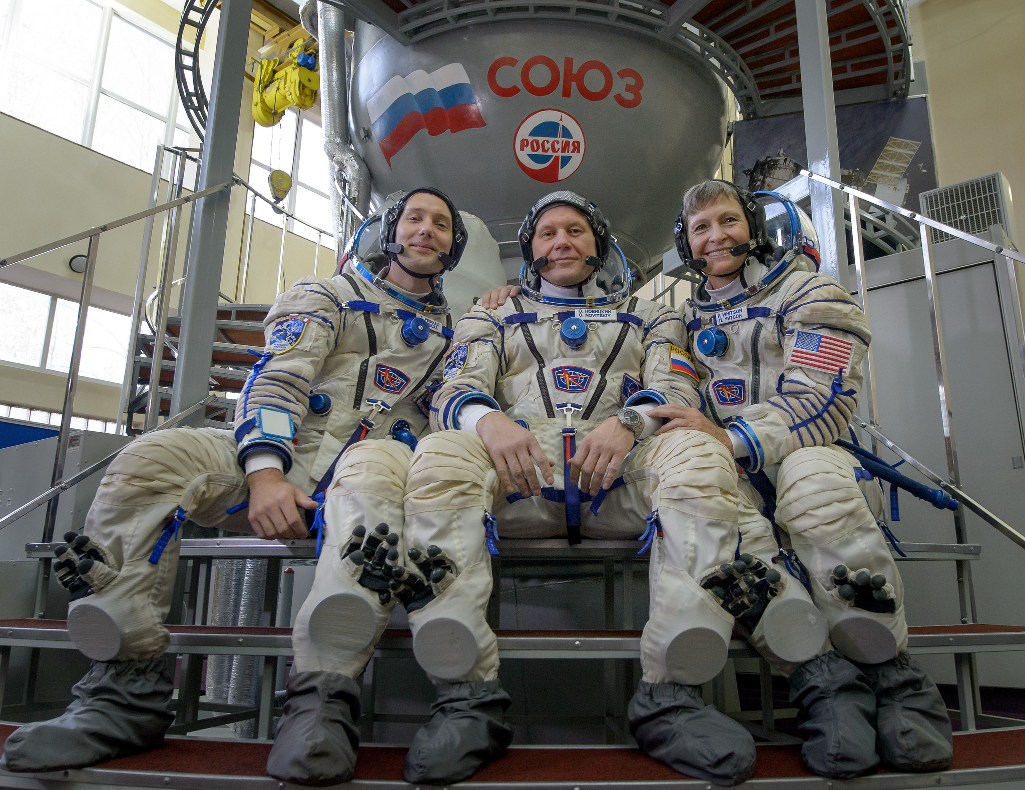 Astronauts Thomas Pesquet of ESA (European Space Agency), Oleg Novitskiy of Roscosmos, and Peggy Whitson of NASA
