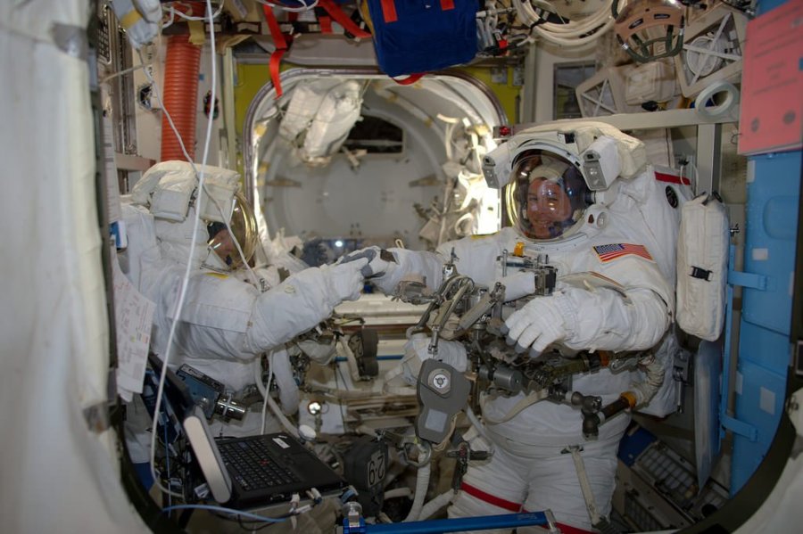 Spacewalkers Peggy Whitson and Shane Kimbrough