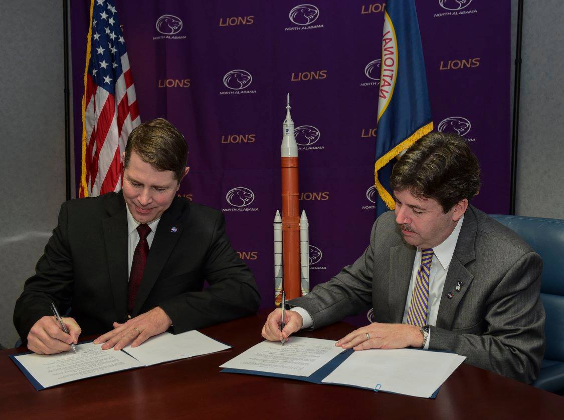 David Burns, left, director of the Science Technology Office, and Kenneth Kitts, president of the University of North Alabama.