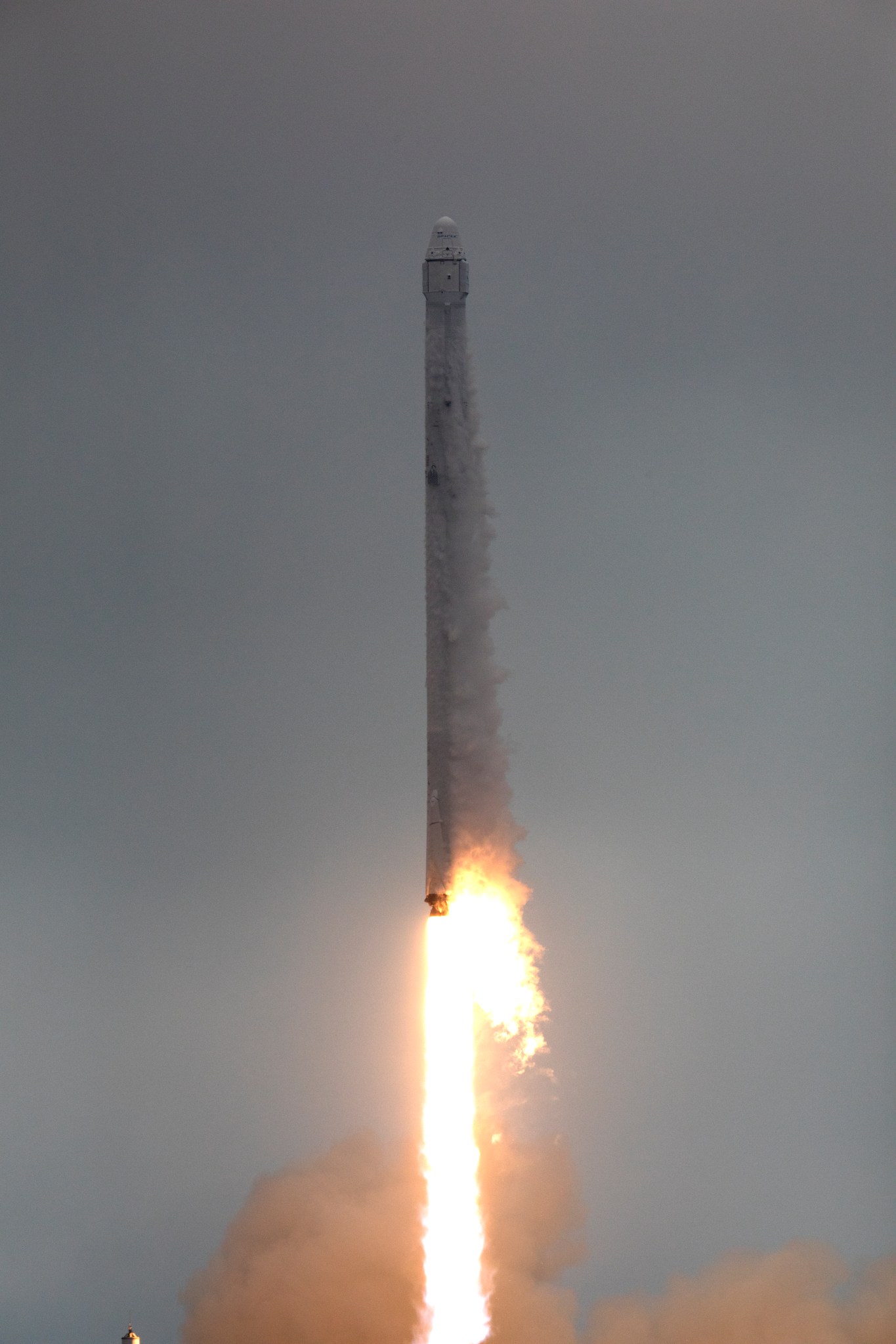 Liftoff of SpaceX Falcon 9 rocket with Dragon spacecraft