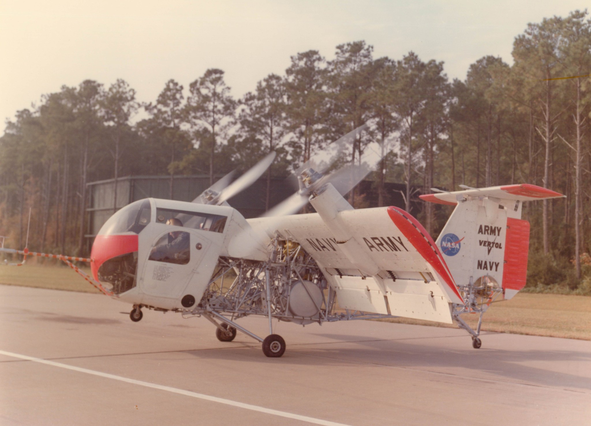 Vertol VZ-2 tilt-wing concept