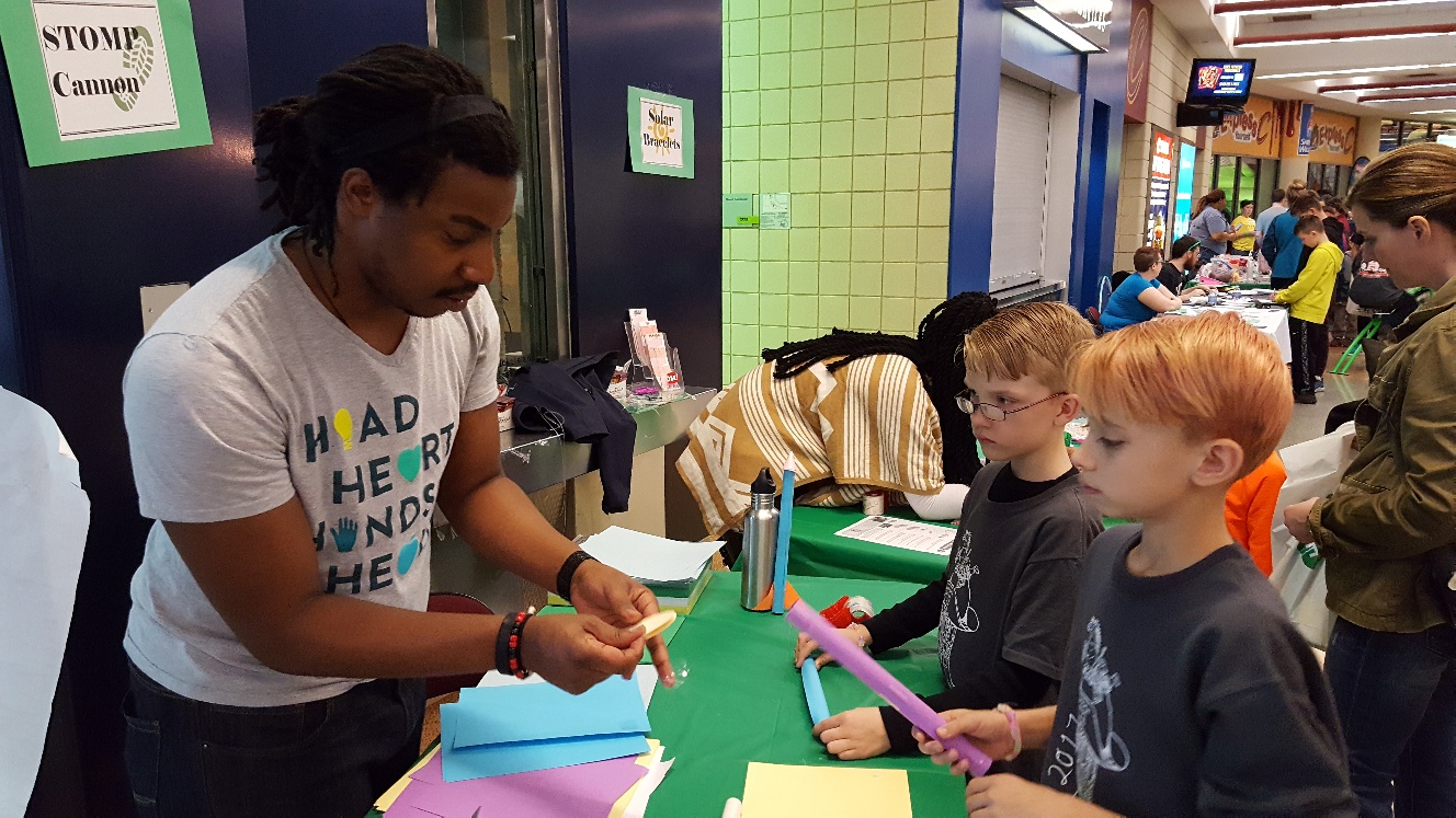 4-H youth designing a food container unit for the Rocket’s to Rescue Program