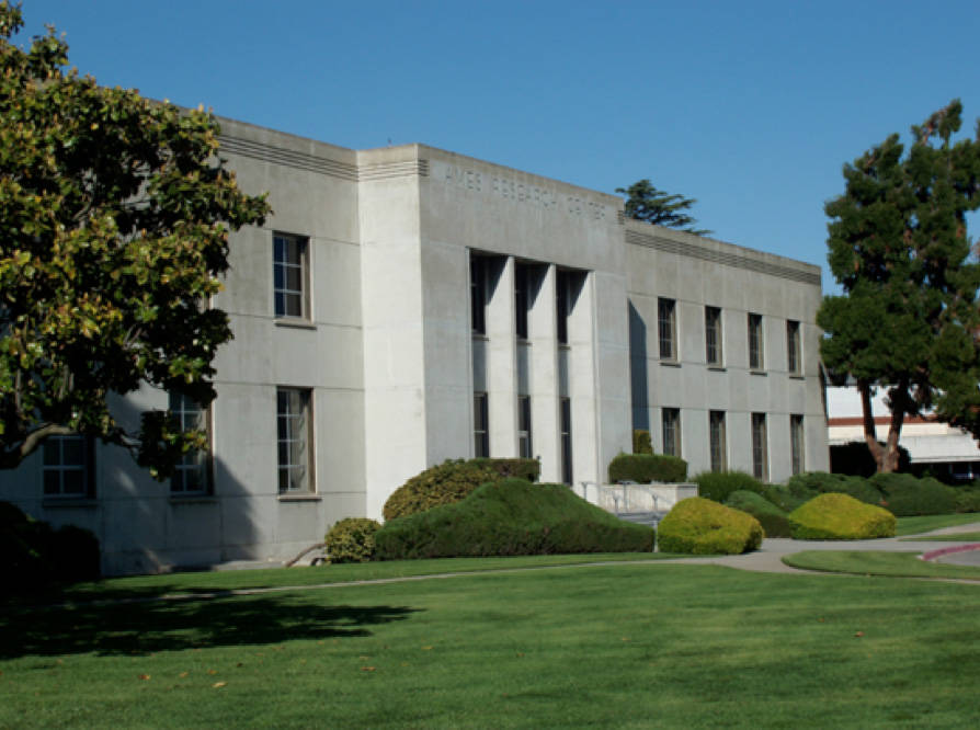 building200.jpg
