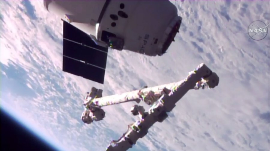 SpaceX Dragon Capture