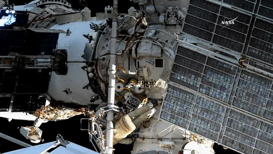 Spacewalkers Fyodor Yurchikhin and Sergey Ryazanskiy