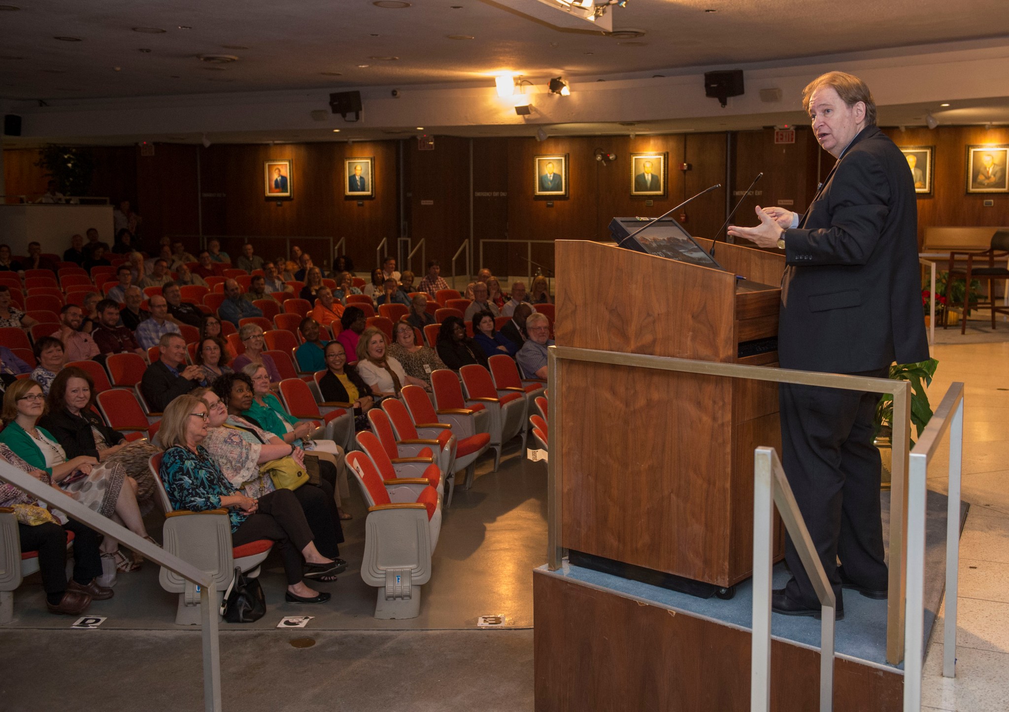 Kickoff speaker for Safety Week 2017 at NASA's Marshall Space Flight Center, former news reporter Rick Bragg.