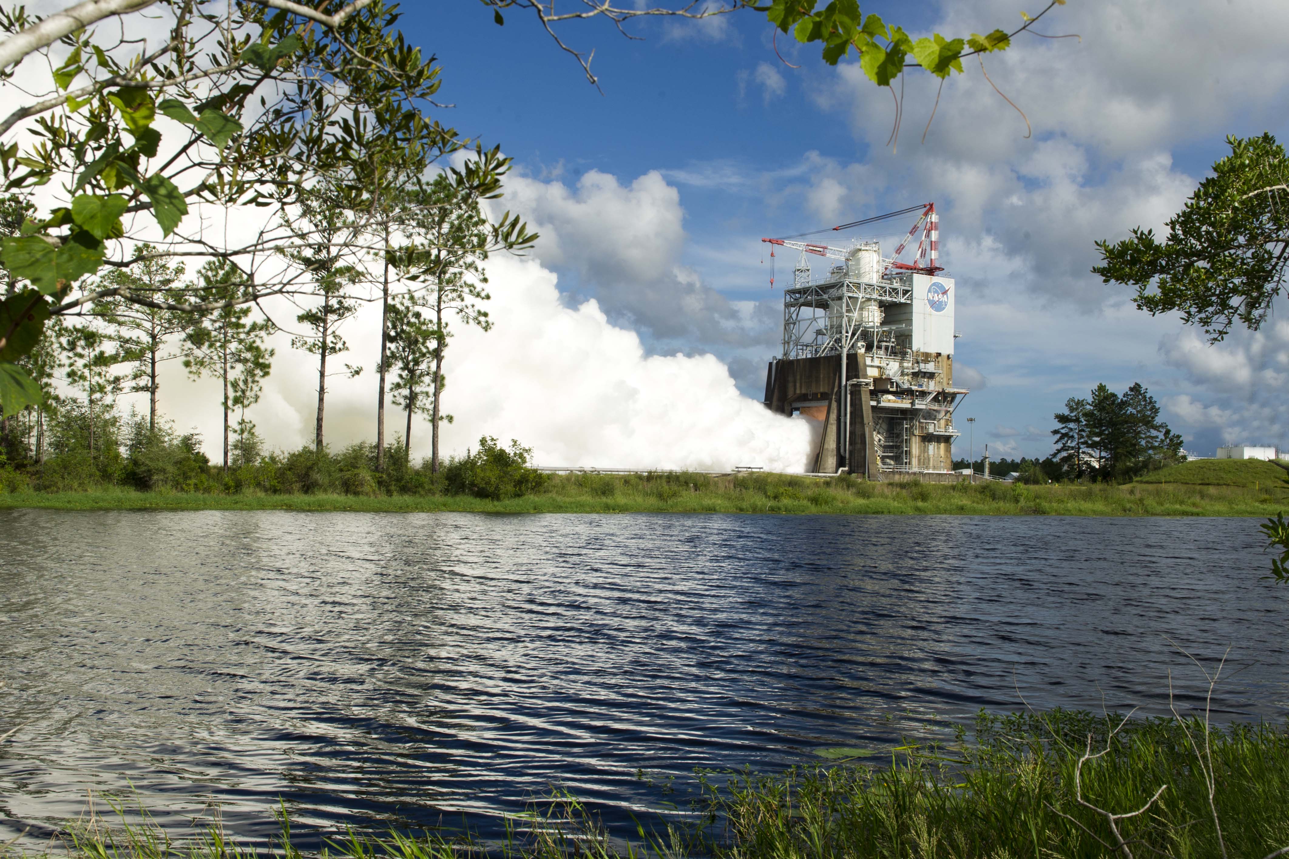 Public Invited to Stennis Space Center Open House/Engine Test Viewing