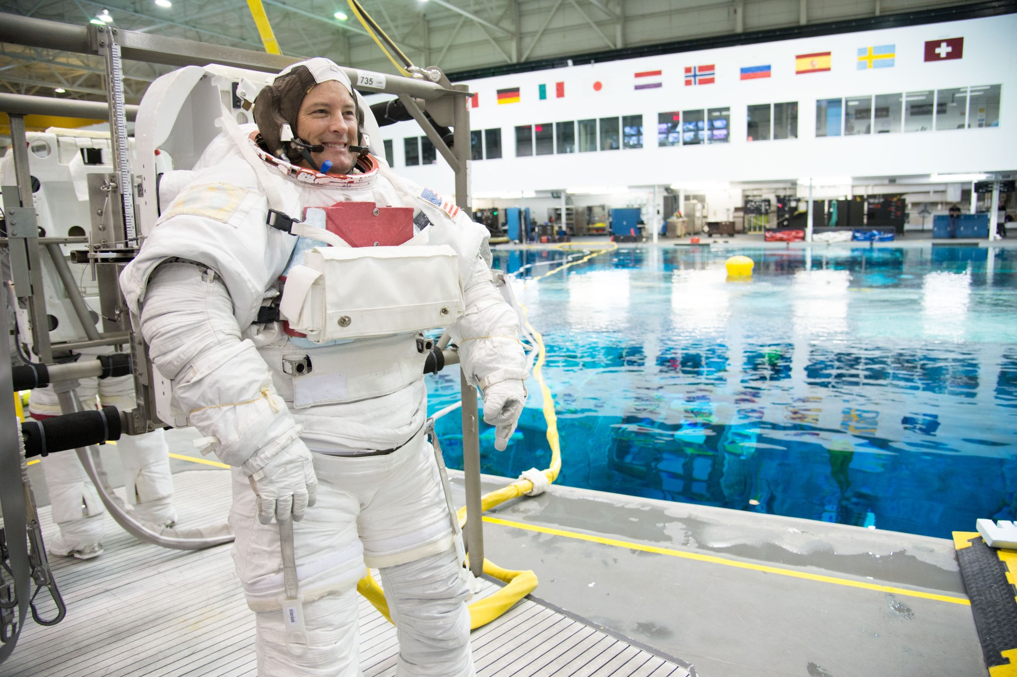 NASA astronaut Scott Tingle completes spacewalk training in the Neutral Buoyancy Laboratory at NASA’s Johnson Space Center